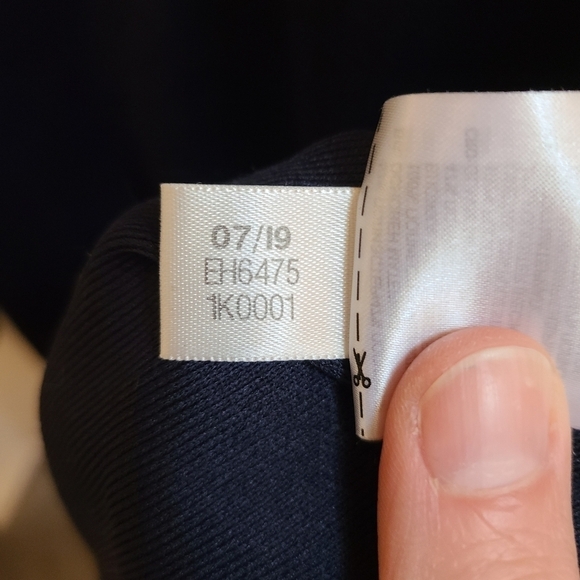 Adidas Enhanced Motion Long Sleeved Climalite Tee in Black and White - Size M - Picture 13 of 14